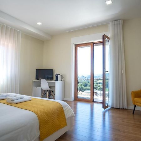Villa Tavares Suites Arouca Exterior photo