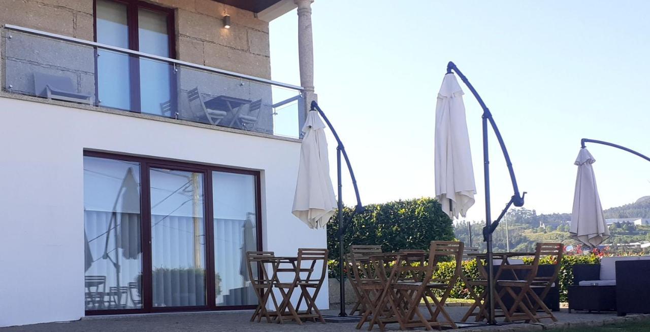 Villa Tavares Suites Arouca Exterior photo