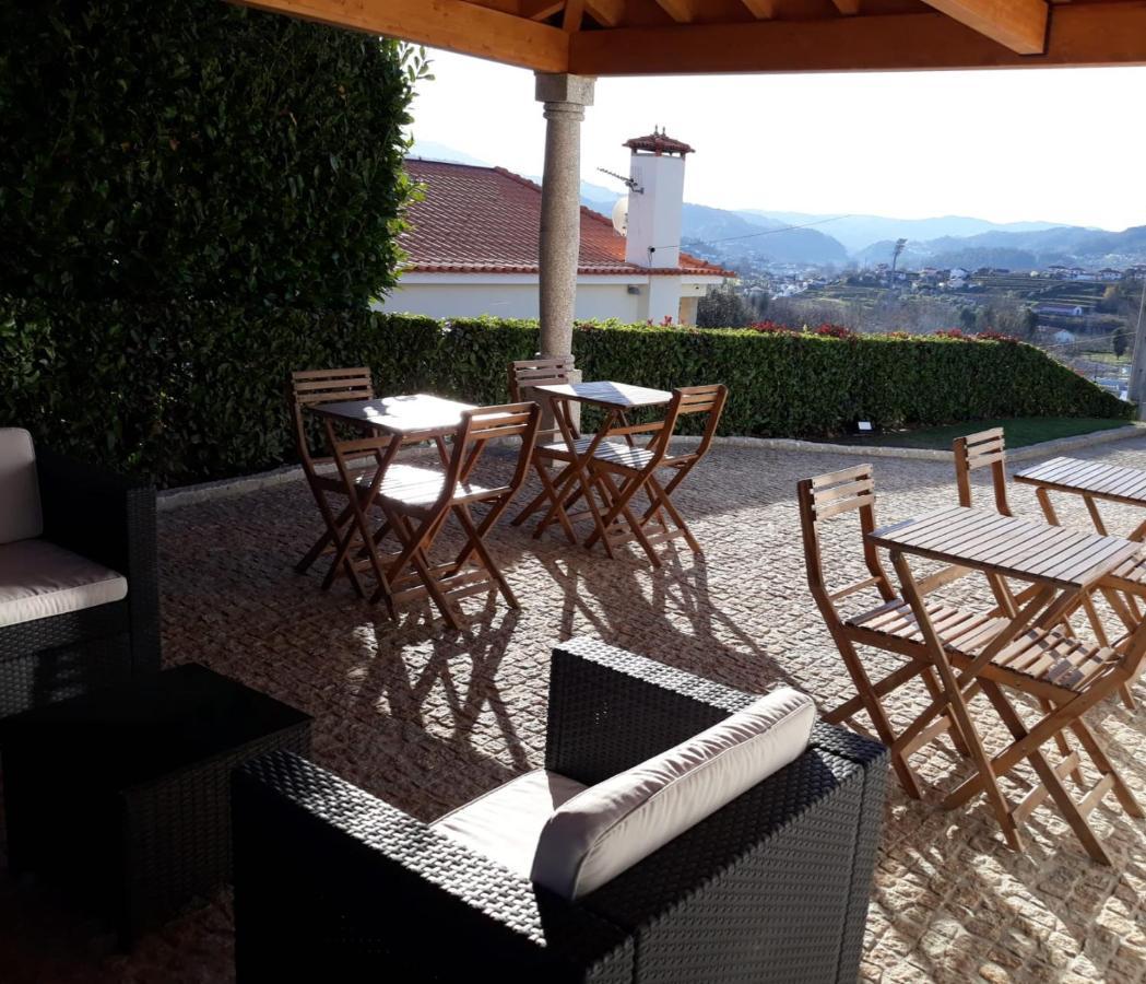 Villa Tavares Suites Arouca Exterior photo