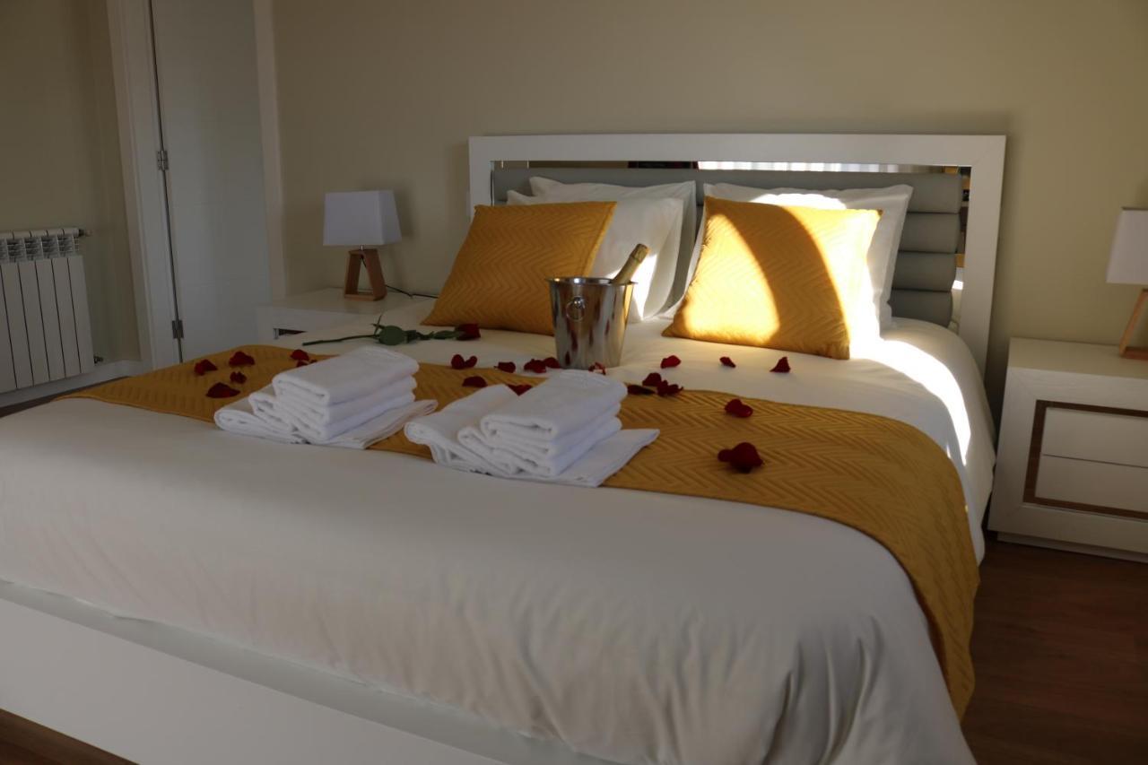 Villa Tavares Suites Arouca Exterior photo